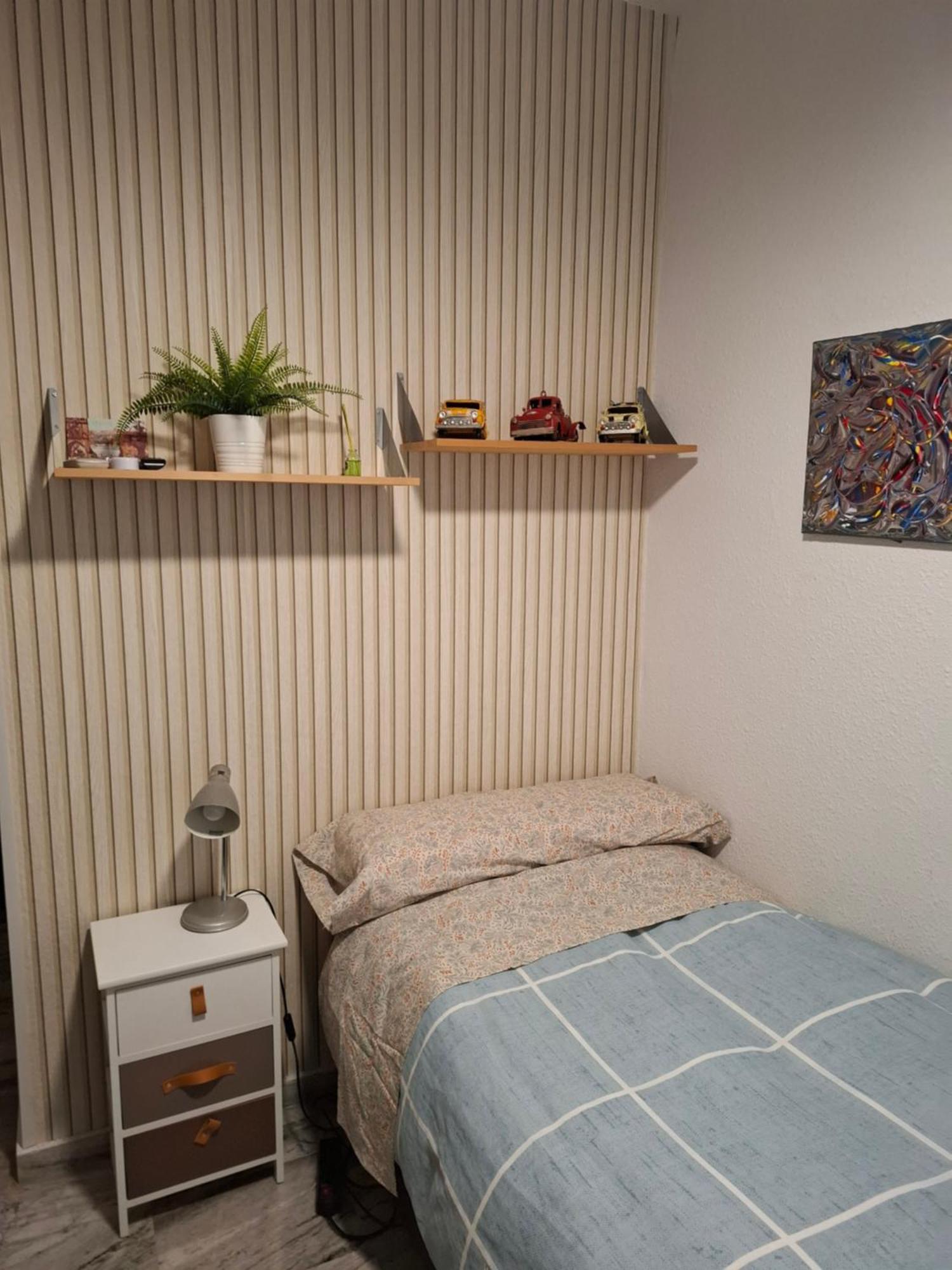 Habitacion Particular Con Bano Privado Siviglia Esterno foto